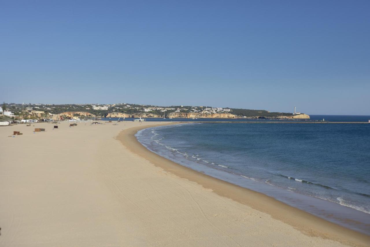 Apartment In Praia Da Rocha With A-C, Terrace In Portimão Buitenkant foto