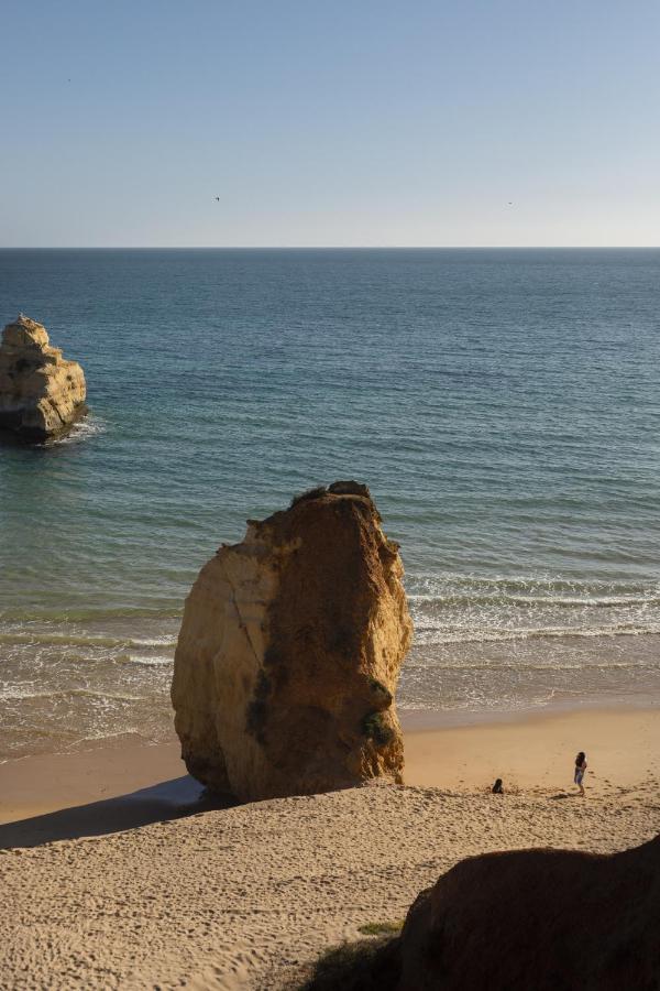 Apartment In Praia Da Rocha With A-C, Terrace In Portimão Buitenkant foto